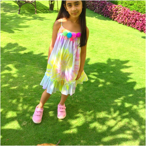 Tye-Dye Twirl